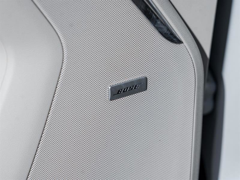 2023 GMC Yukon 4x4 Denali-16