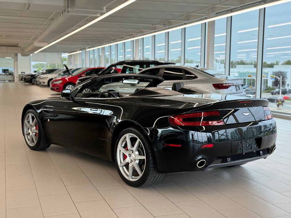 Aston Martin Vantage  2009-2