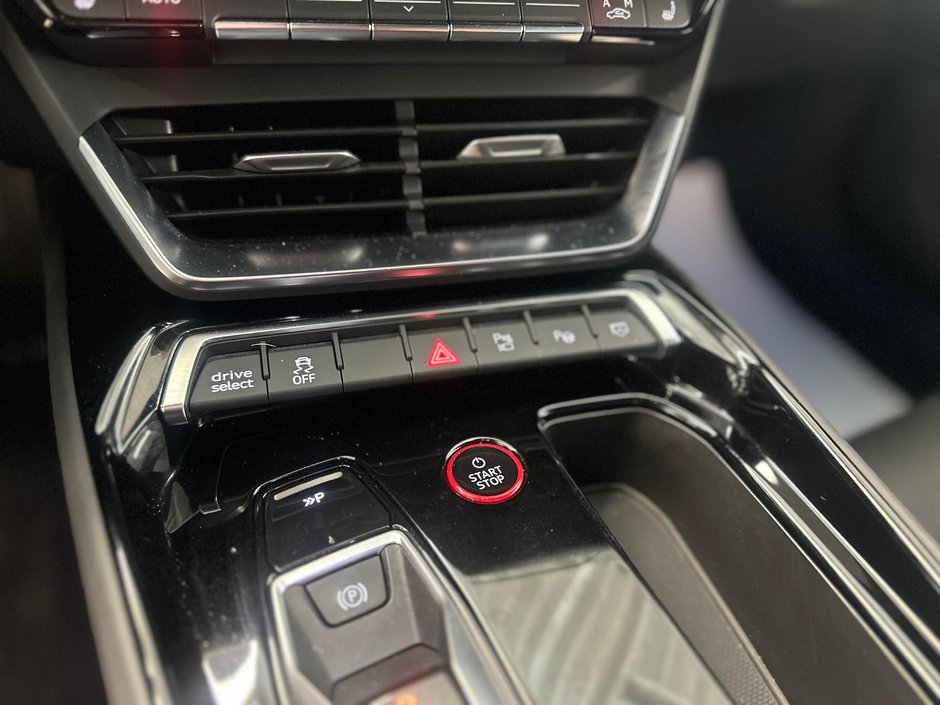 Audi RS e-tron GT  2022-18