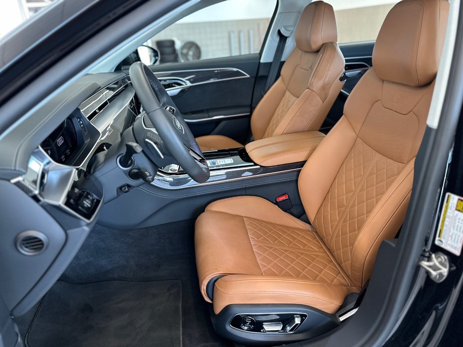 2025 Audi S8-15
