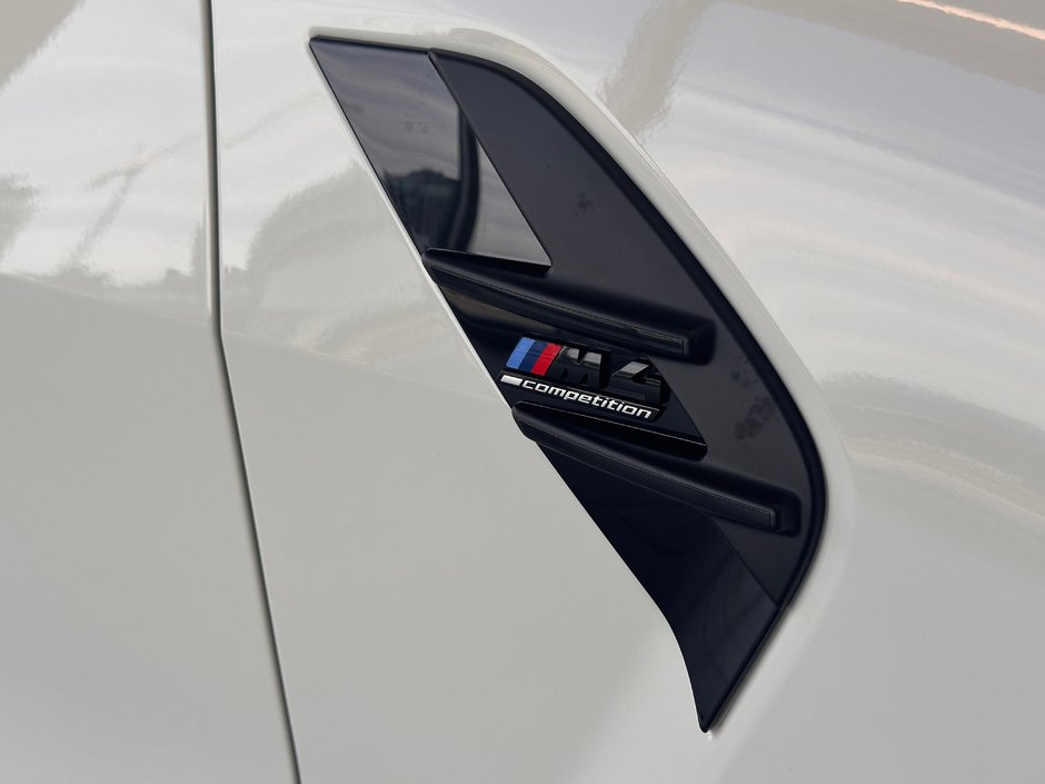 2023 BMW M4 Competition M xDrive-5