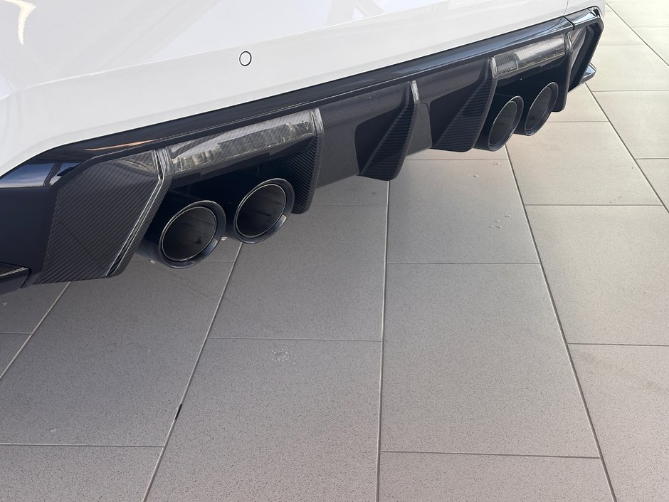 2023 BMW M4 Competition M xDrive-9