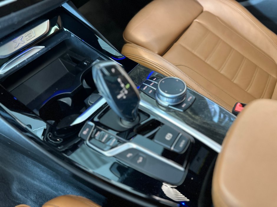 2020 BMW X3 XDrive30i-32