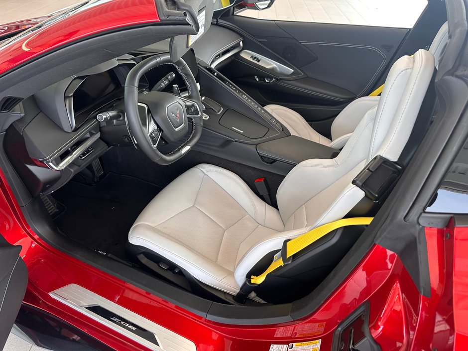 Chevrolet Corvette 1LZ 2024-12