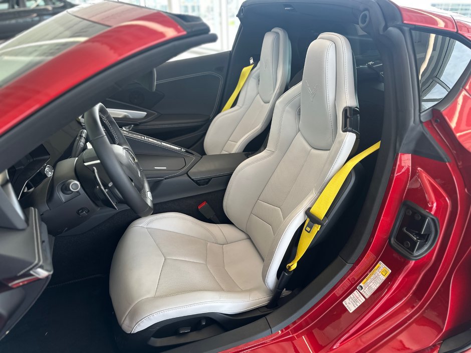 Chevrolet Corvette 1LZ 2024-13