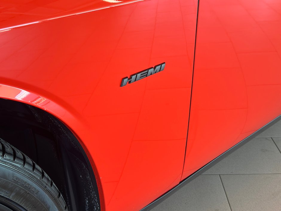 2017 Dodge Challenger R/T-8