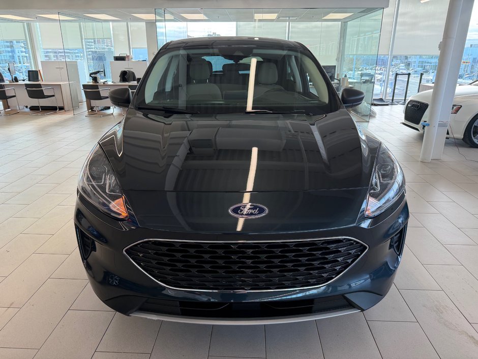 2022 Ford Escape SE-1