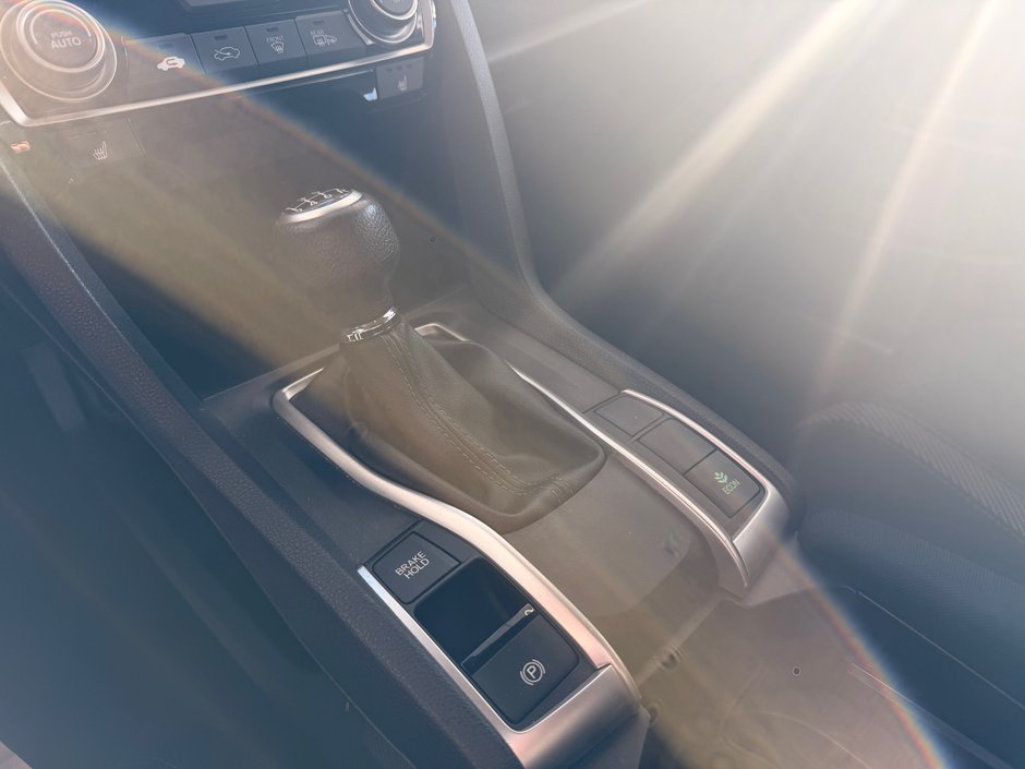 Honda Civic Sedan LX 2017-11