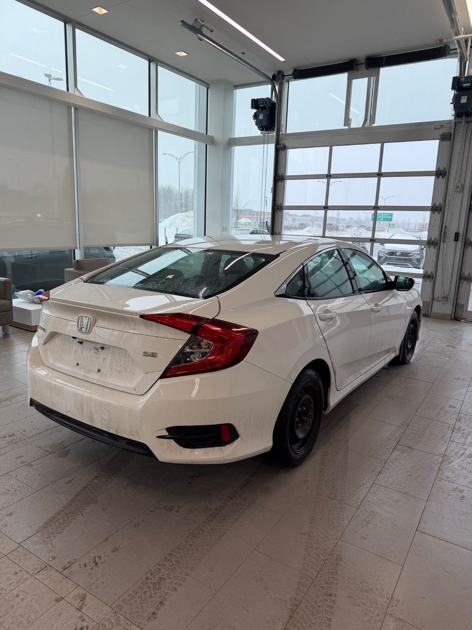 Honda Civic Sedan SE 2018-2