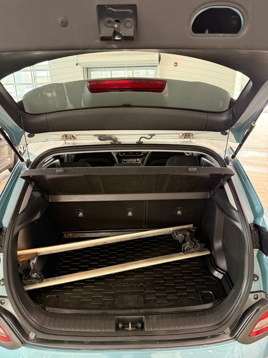 2020 Hyundai Kona Electric Preferred w/Two-Tone Roof-4