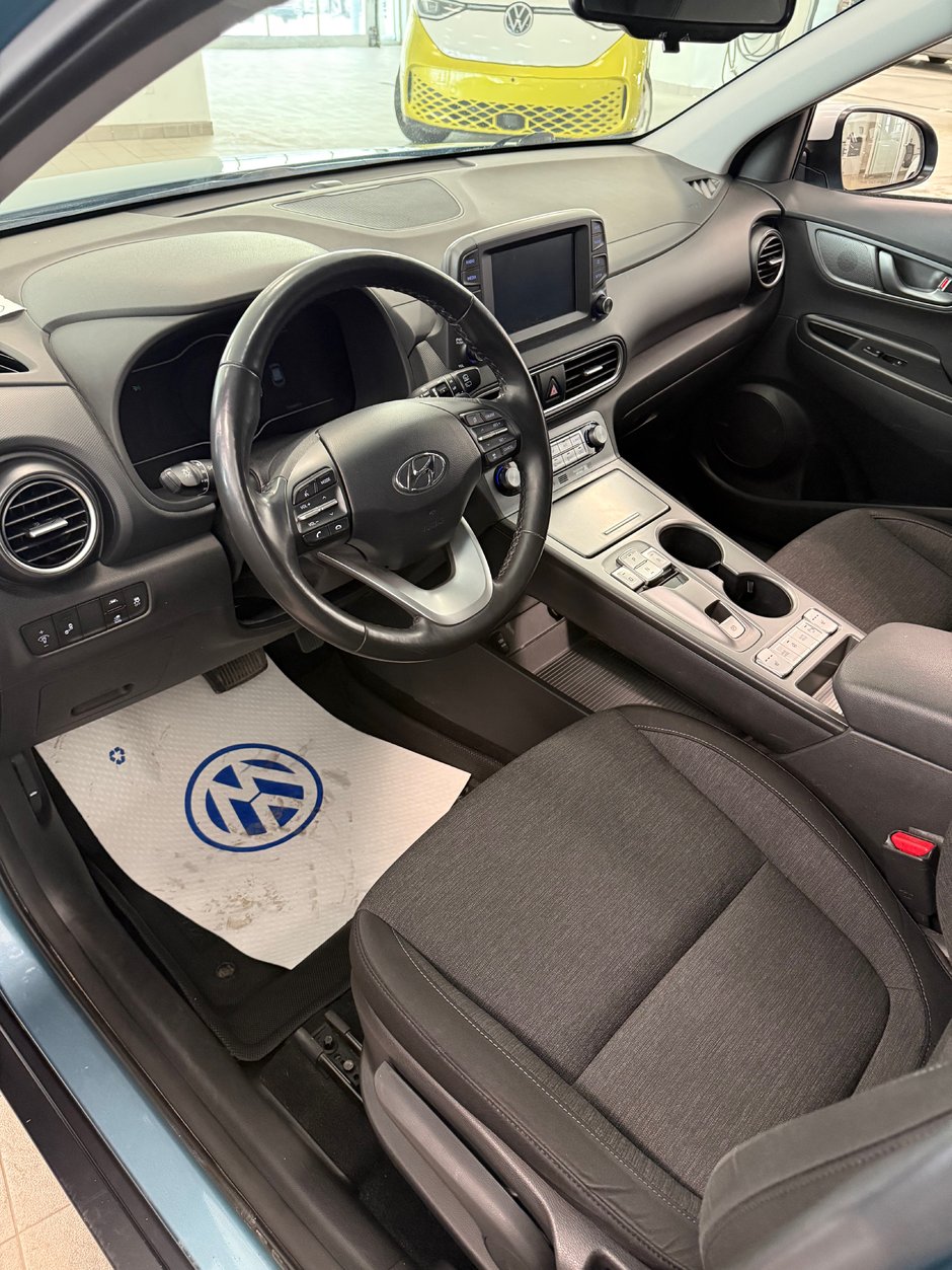 2020 Hyundai Kona Electric Preferred w/Two-Tone Roof-6