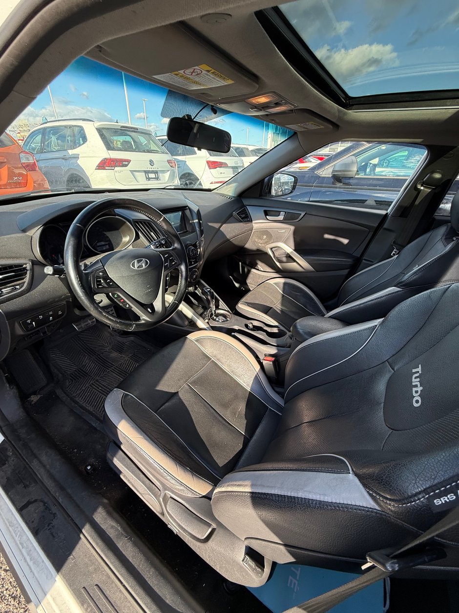 2013 Hyundai Veloster Turbo-1