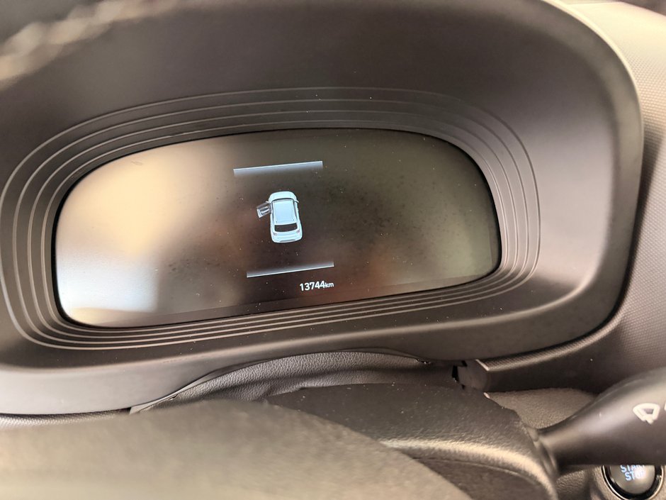 2024 Hyundai Venue Preferred-9