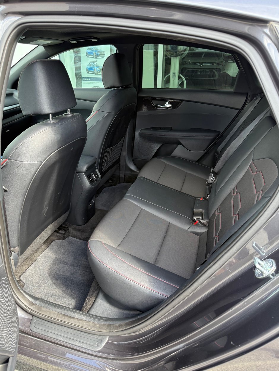 2023 Kia Forte5-8