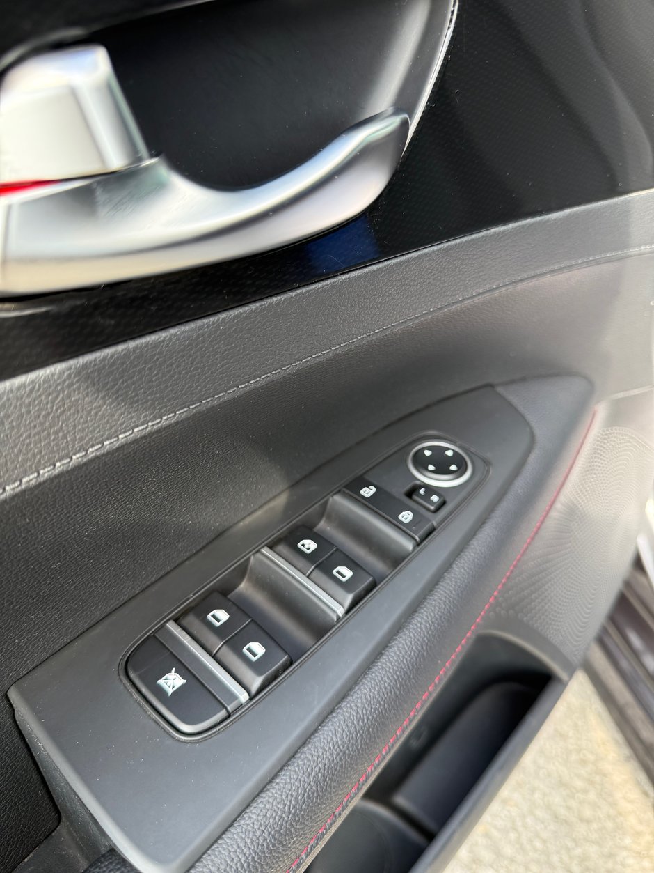 2023 Kia Forte5-11