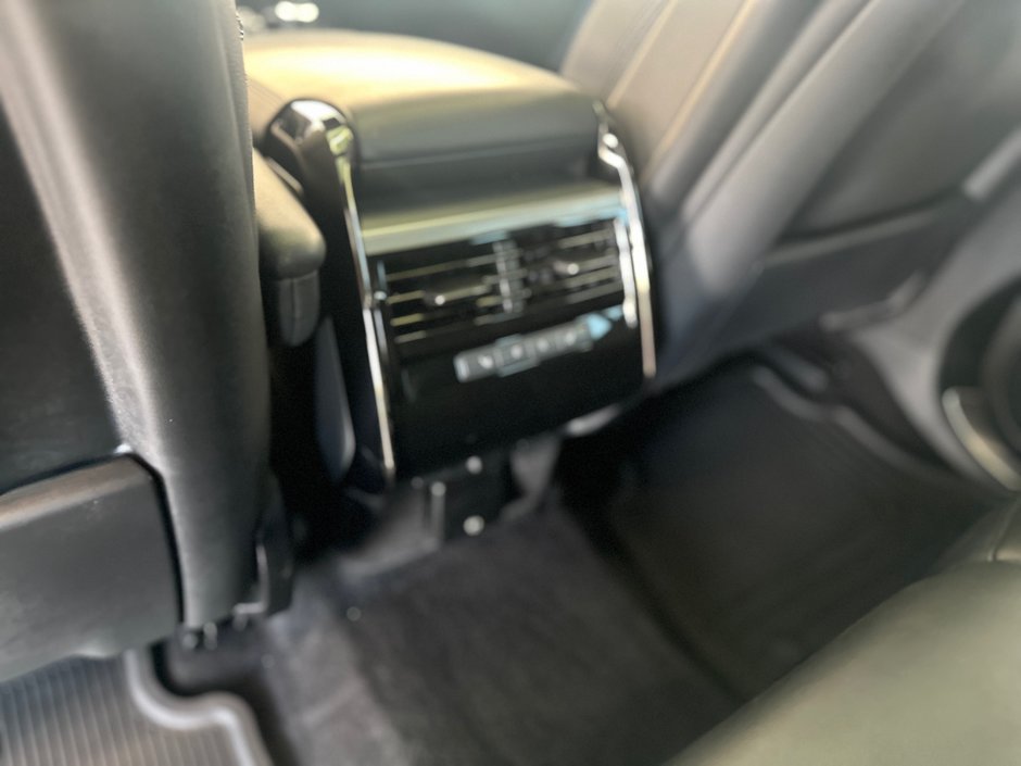 2023 Land Rover Range Rover Sport Dynamic S-26