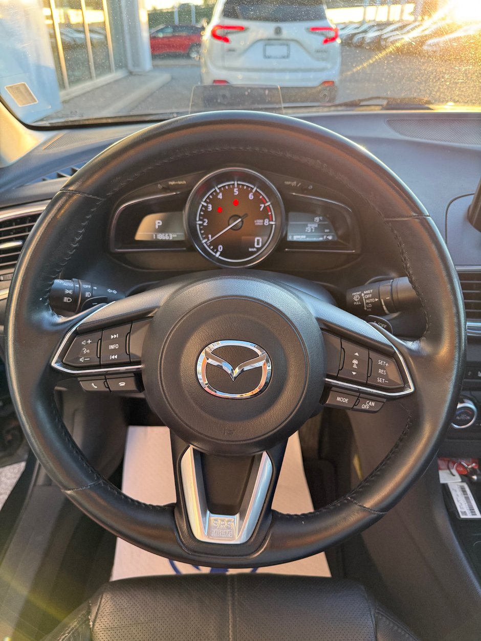 2018 Mazda 3 GT-10