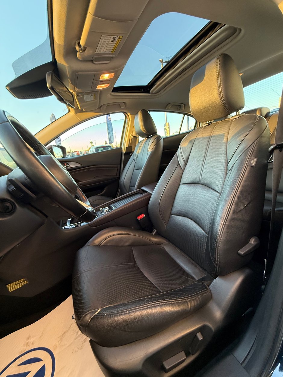 2018 Mazda 3 GT-7