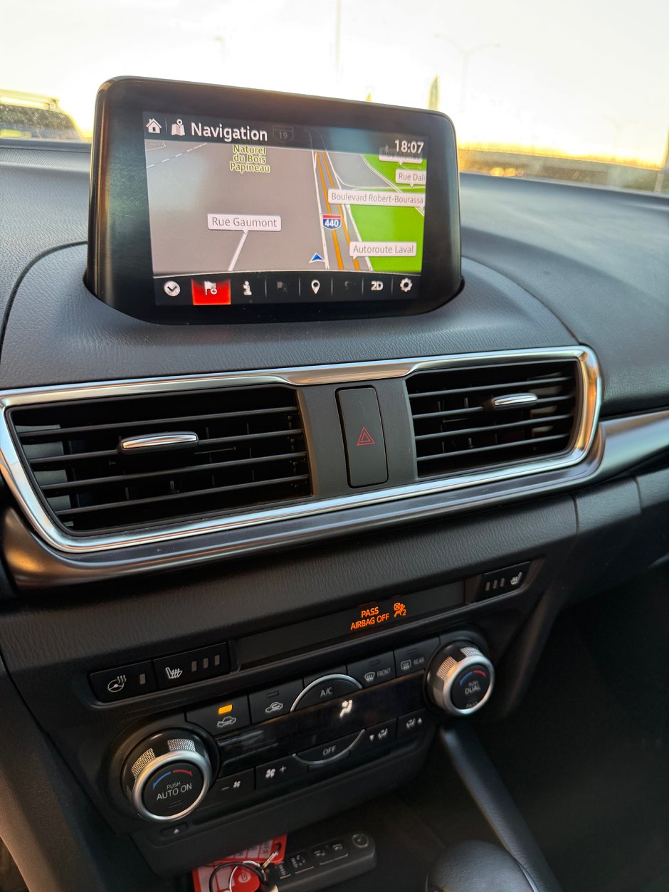 2018 Mazda 3 GT-12