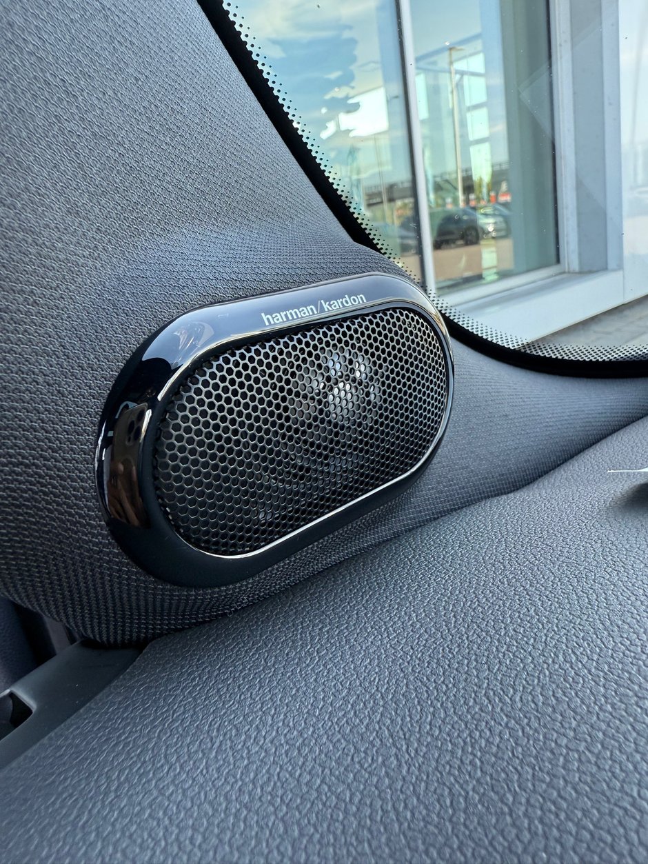 2023 MINI 3 Door Cooper SE-14