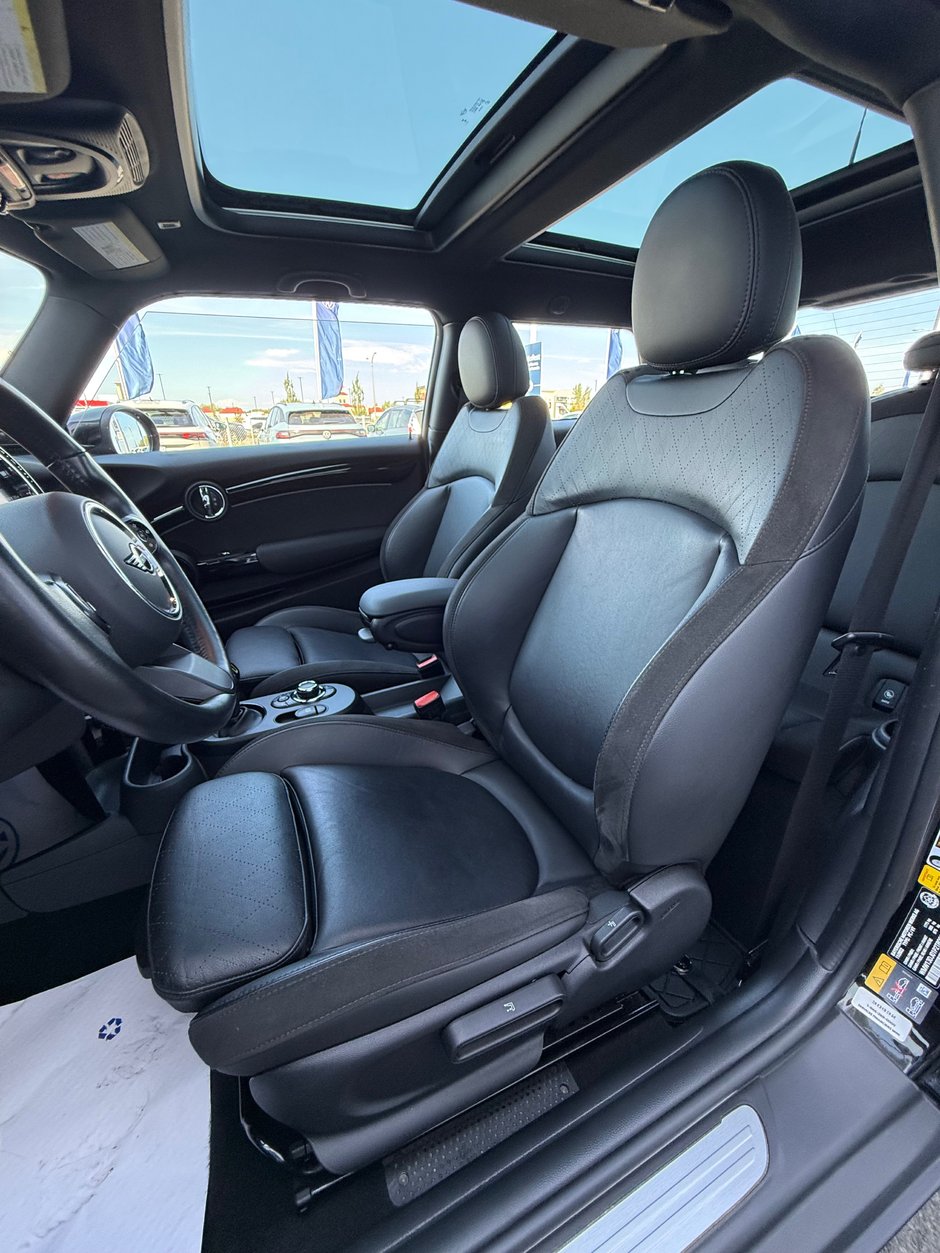 2023 MINI 3 Door Cooper SE-6