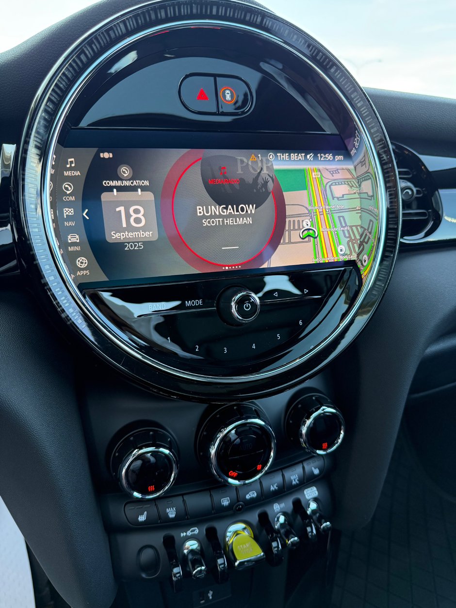2023 MINI 3 Door Cooper SE-13