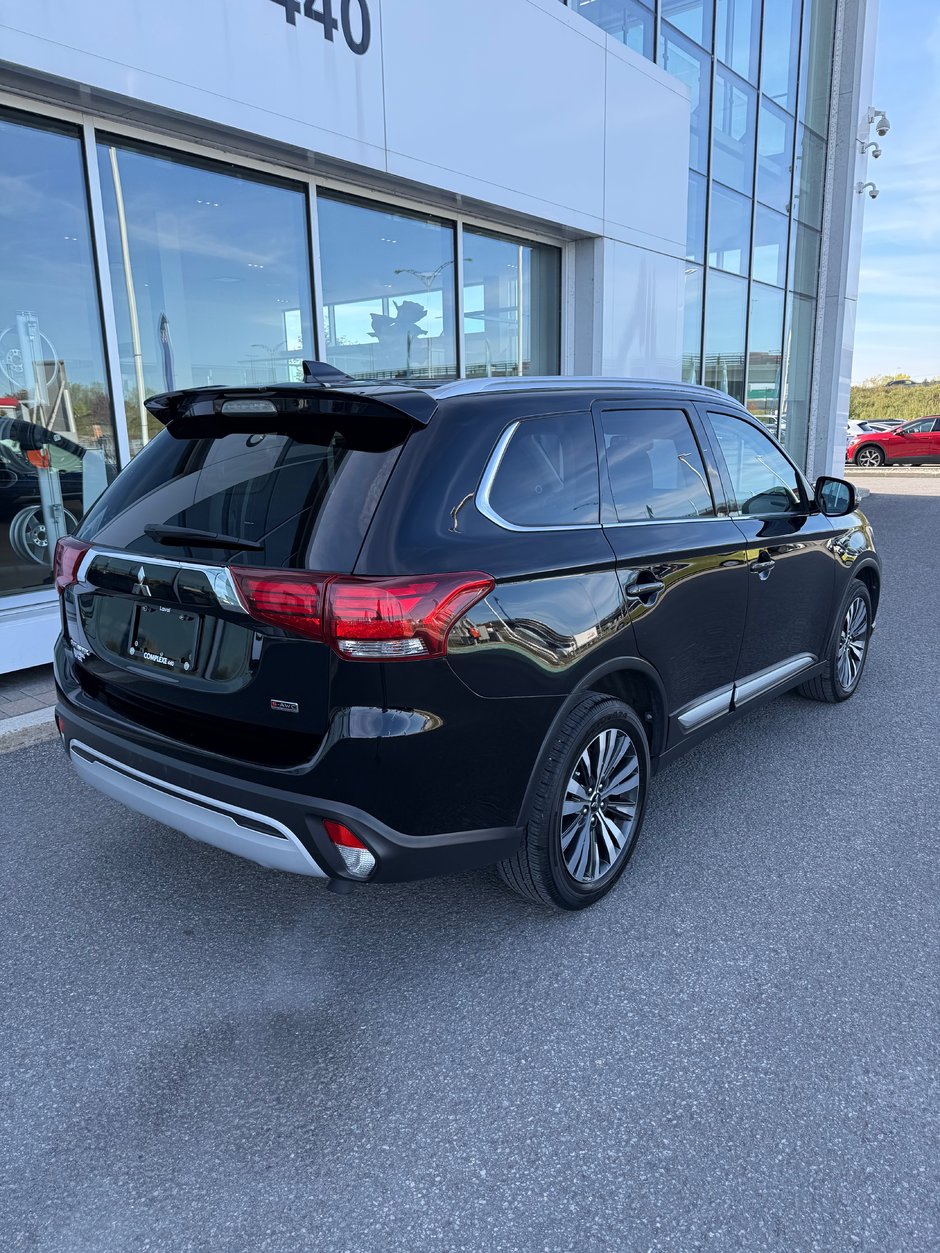 2020 Mitsubishi Outlander GT-2