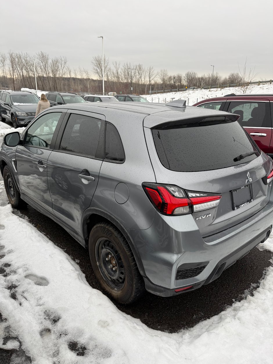 2023 Mitsubishi RVR-2