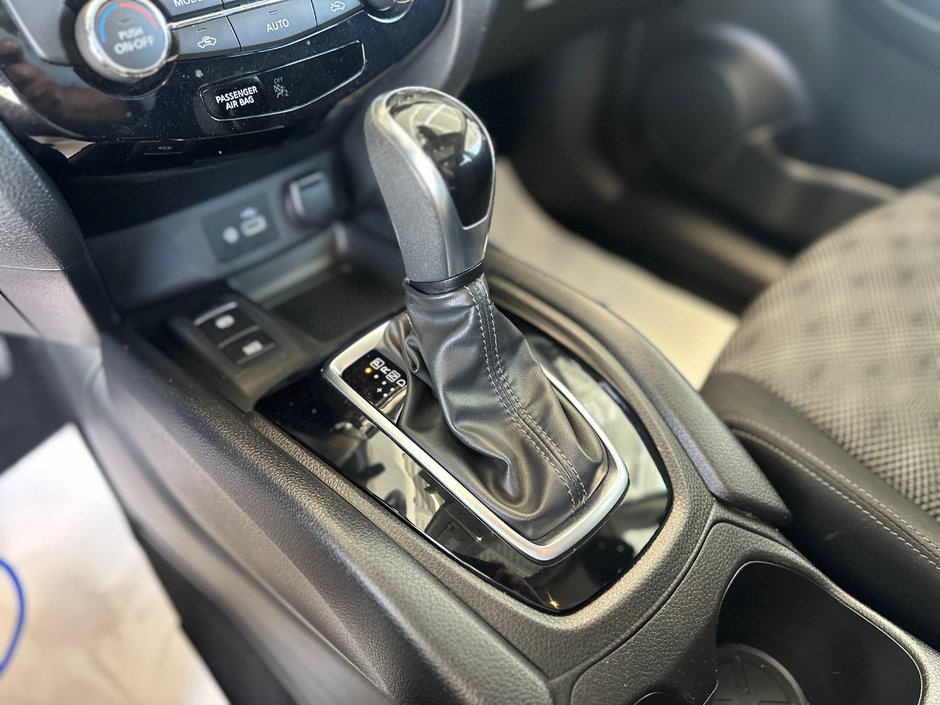 2021 Nissan Qashqai Sv awd-18