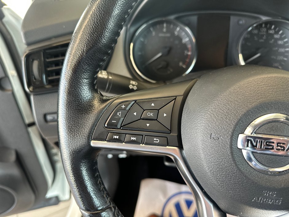 2021 Nissan Qashqai Sv awd-21