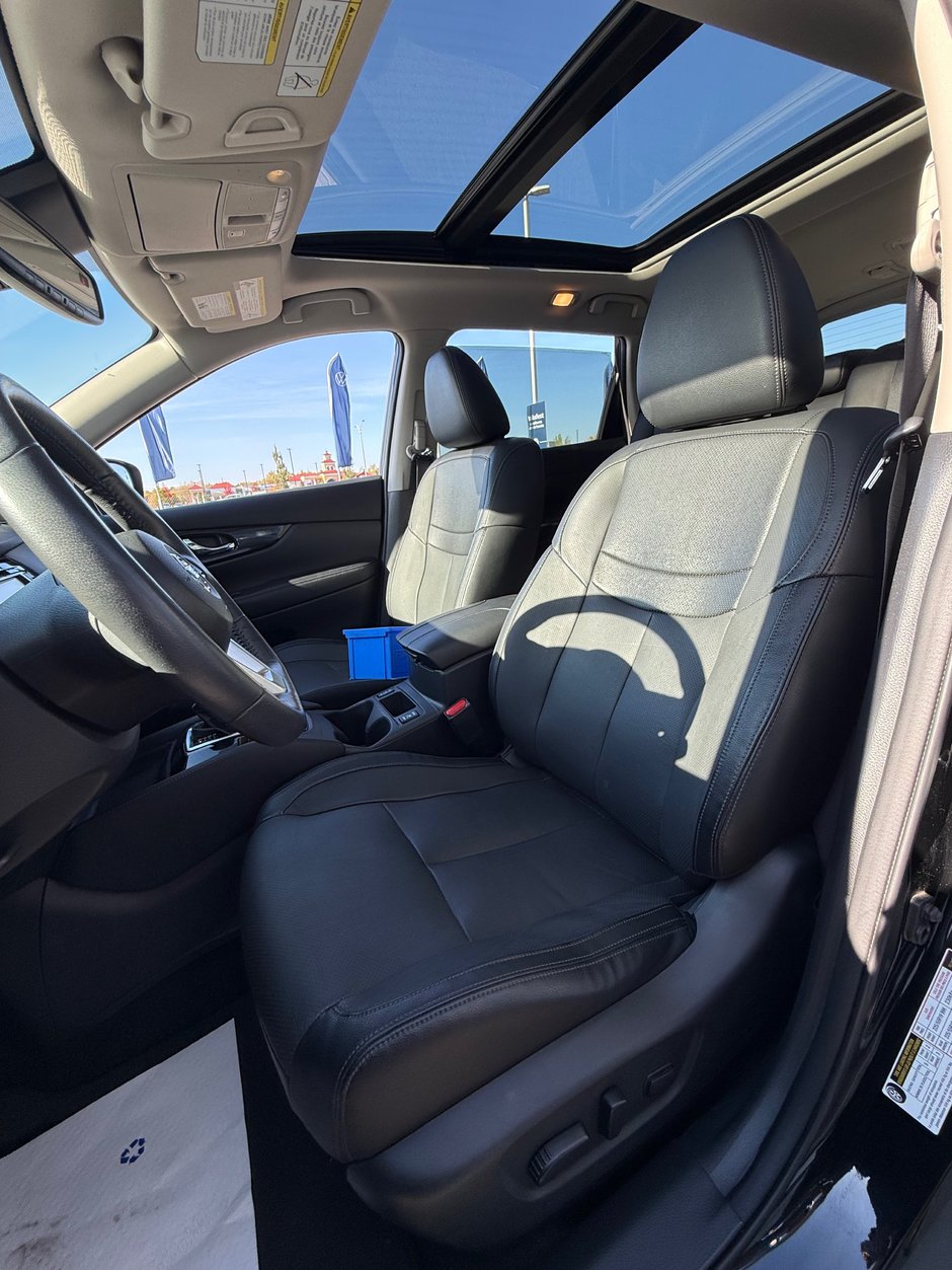 2017 Nissan Rogue-19