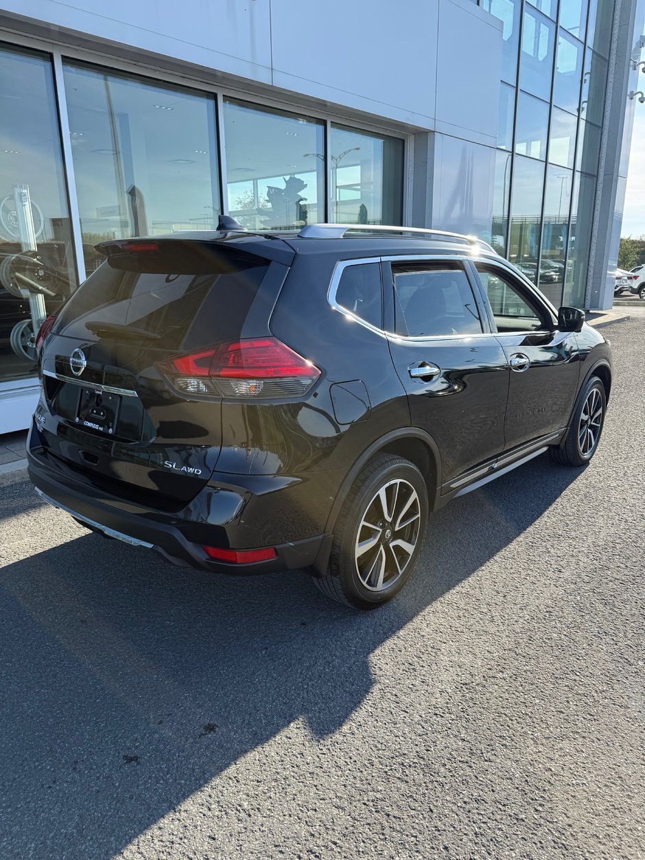 2017 Nissan Rogue-2