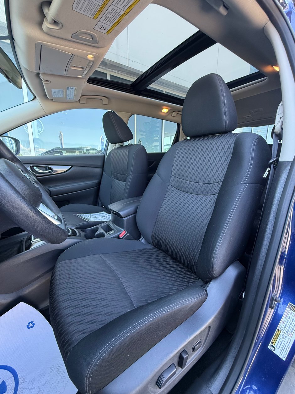 2018 Nissan Rogue Sv awd-10