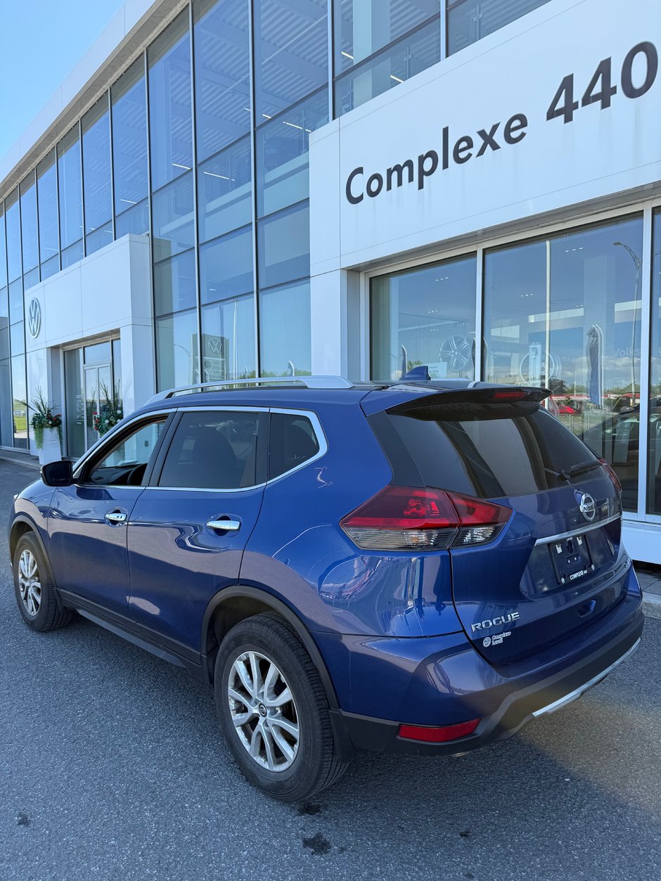 2018 Nissan Rogue Sv awd-6
