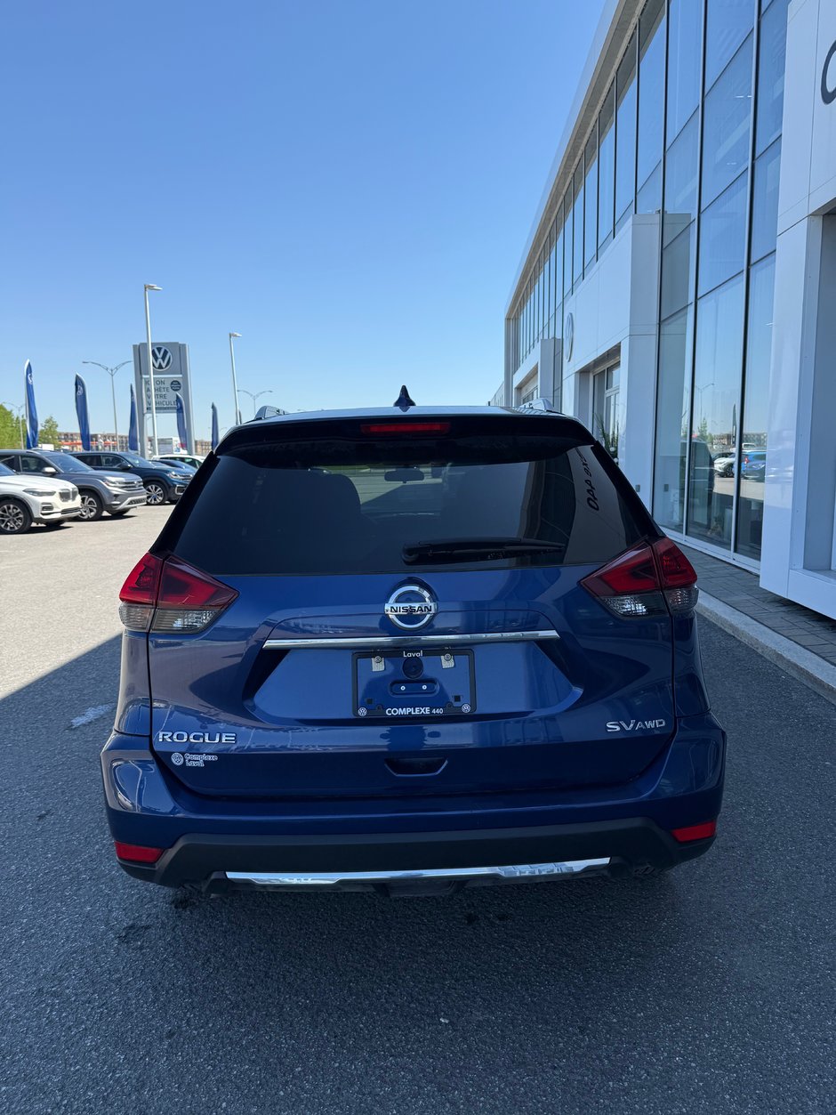 2018 Nissan Rogue Sv awd-4