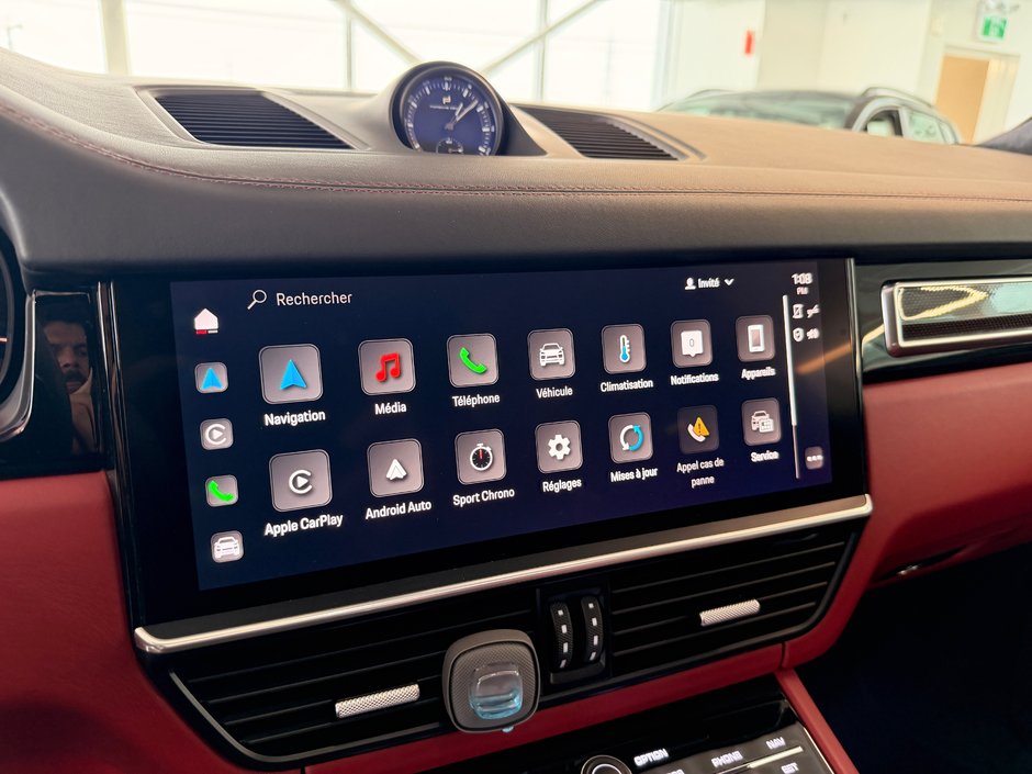 2023 Porsche Cayenne GTS-24