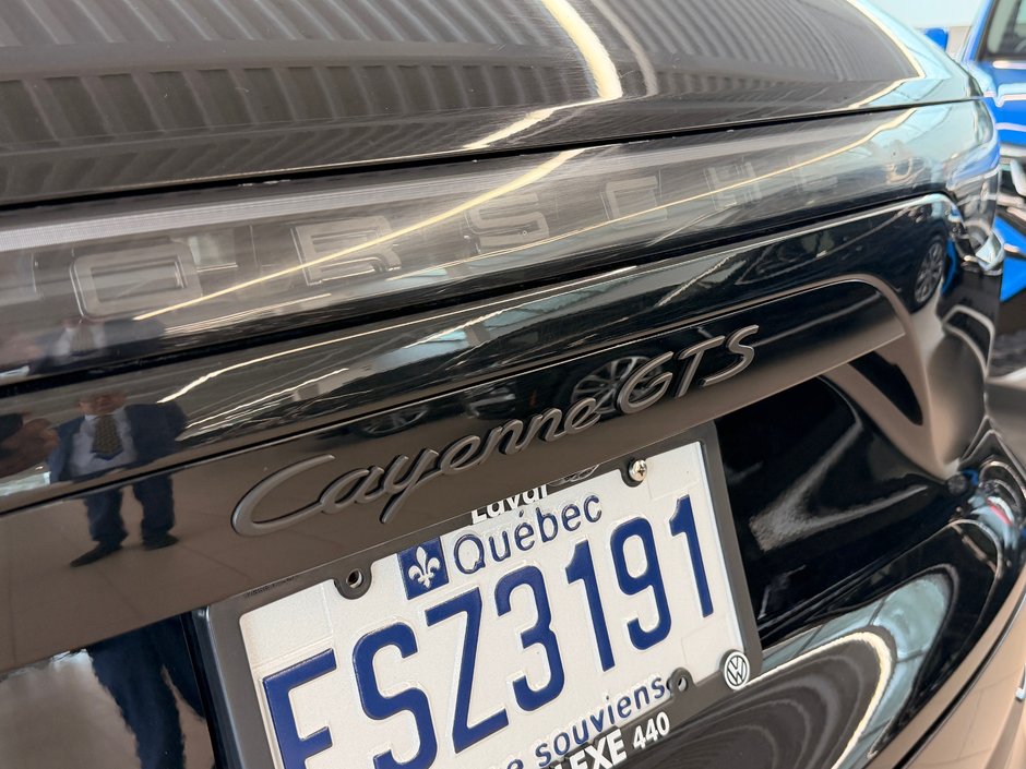 2023 Porsche Cayenne GTS-7