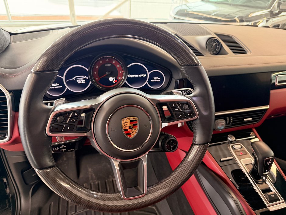 2023 Porsche Cayenne GTS-19