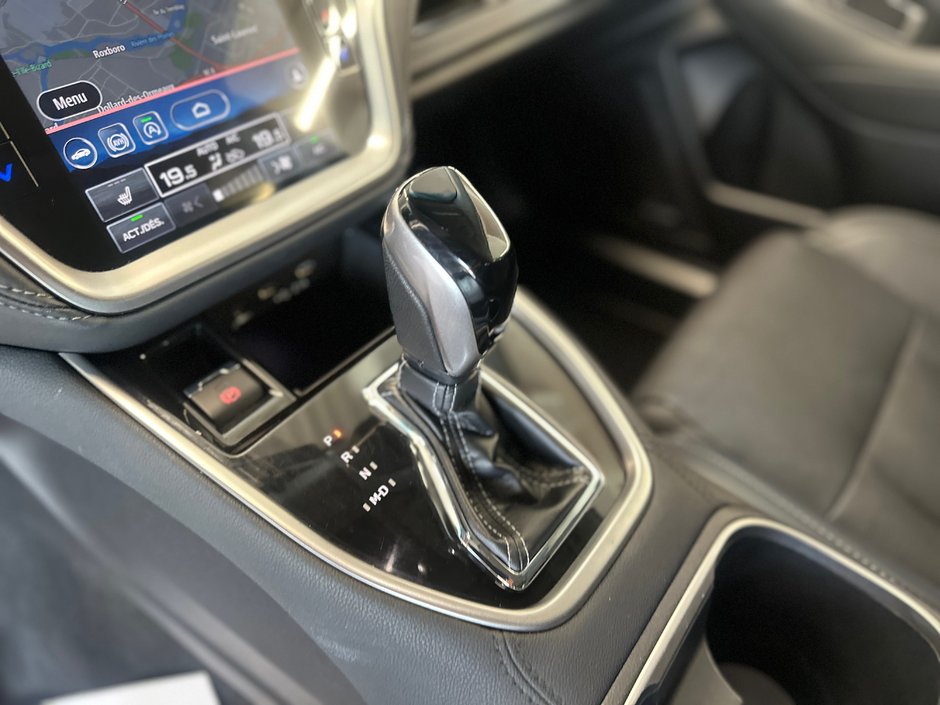 2020 Subaru Outback Limited-13
