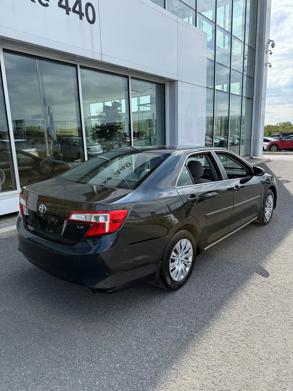 Toyota Camry  2014-1
