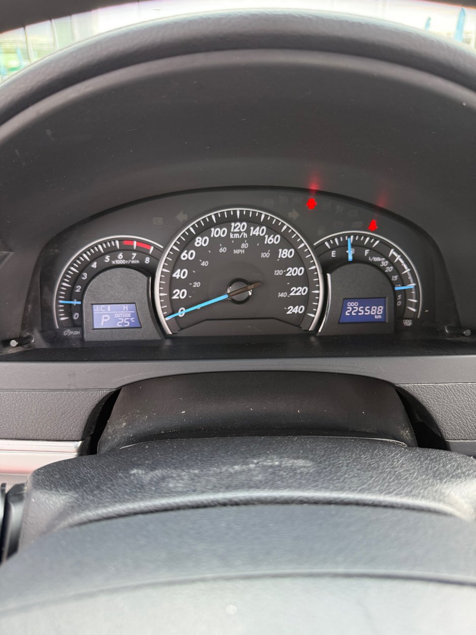 Toyota Camry  2014-6