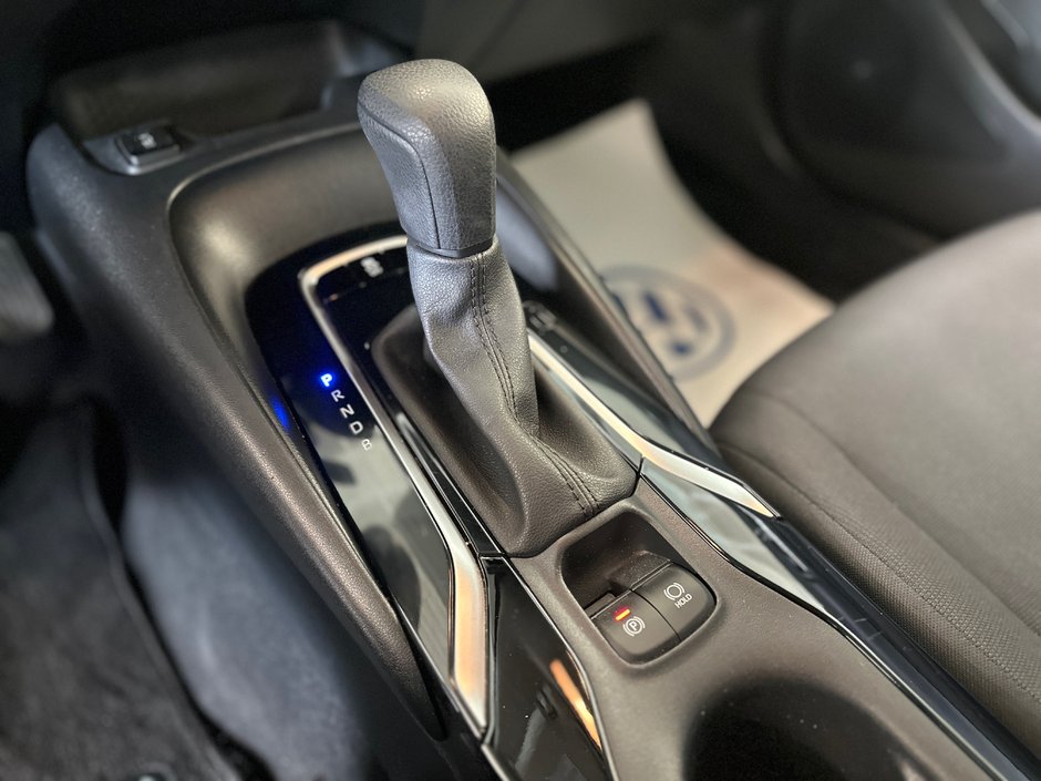 2020 Toyota Corolla Le-16