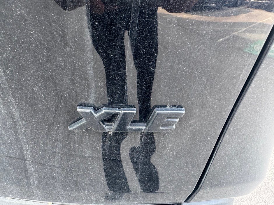 2021 Toyota RAV4 XLE-4