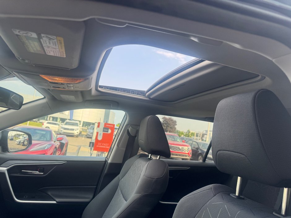 2021 Toyota RAV4 XLE-7