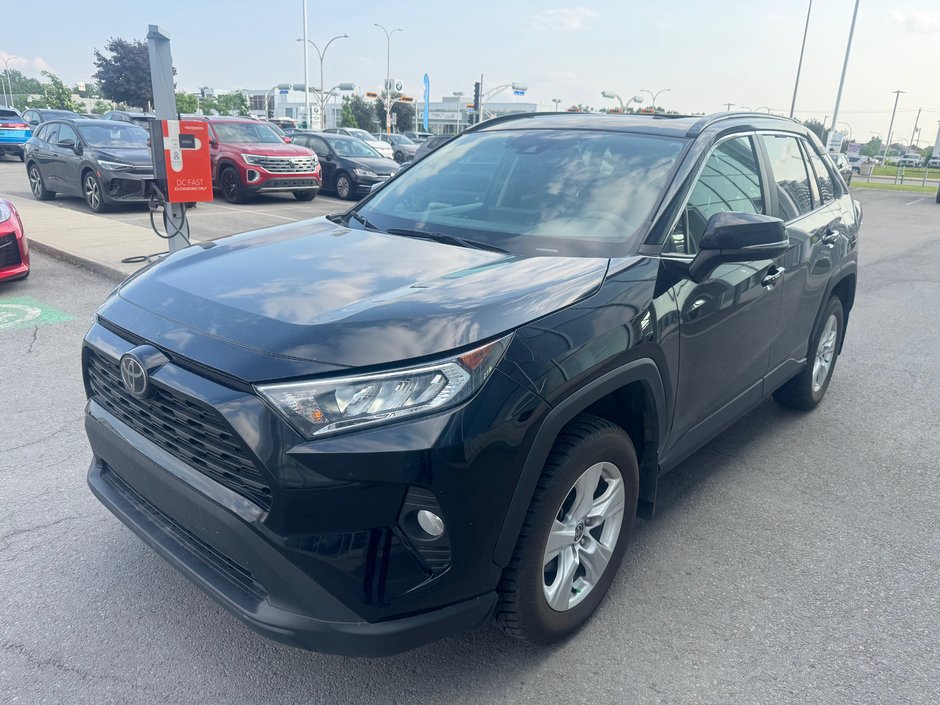 2021 Toyota RAV4 XLE-0
