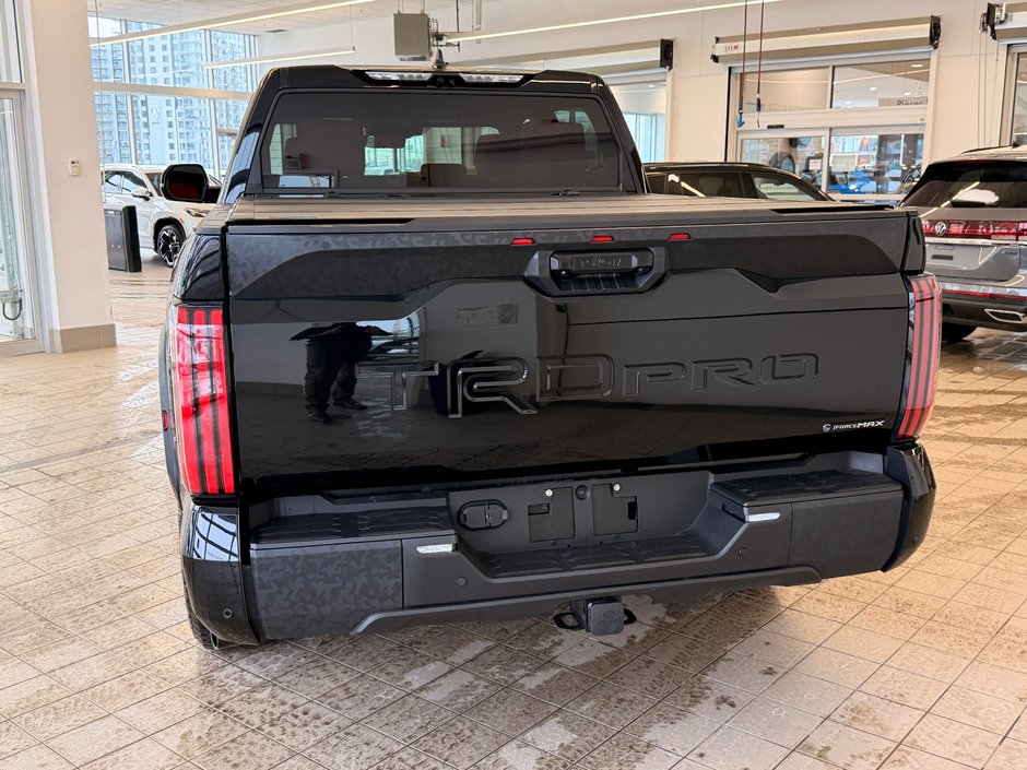 2025 Toyota Tundra Limited Hybrid-2