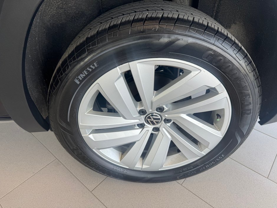 2021 Volkswagen Atlas Cross Sport Highline-6