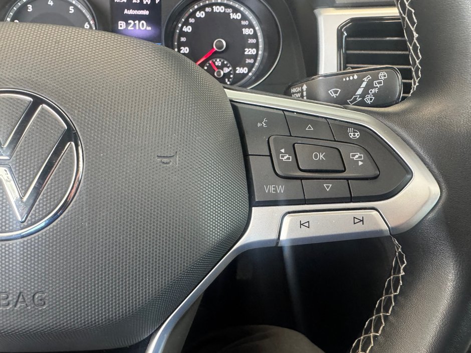 2021 Volkswagen Atlas Cross Sport Highline-31