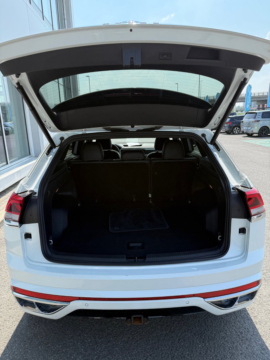 2021 Volkswagen Atlas Cross Sport Execline-4