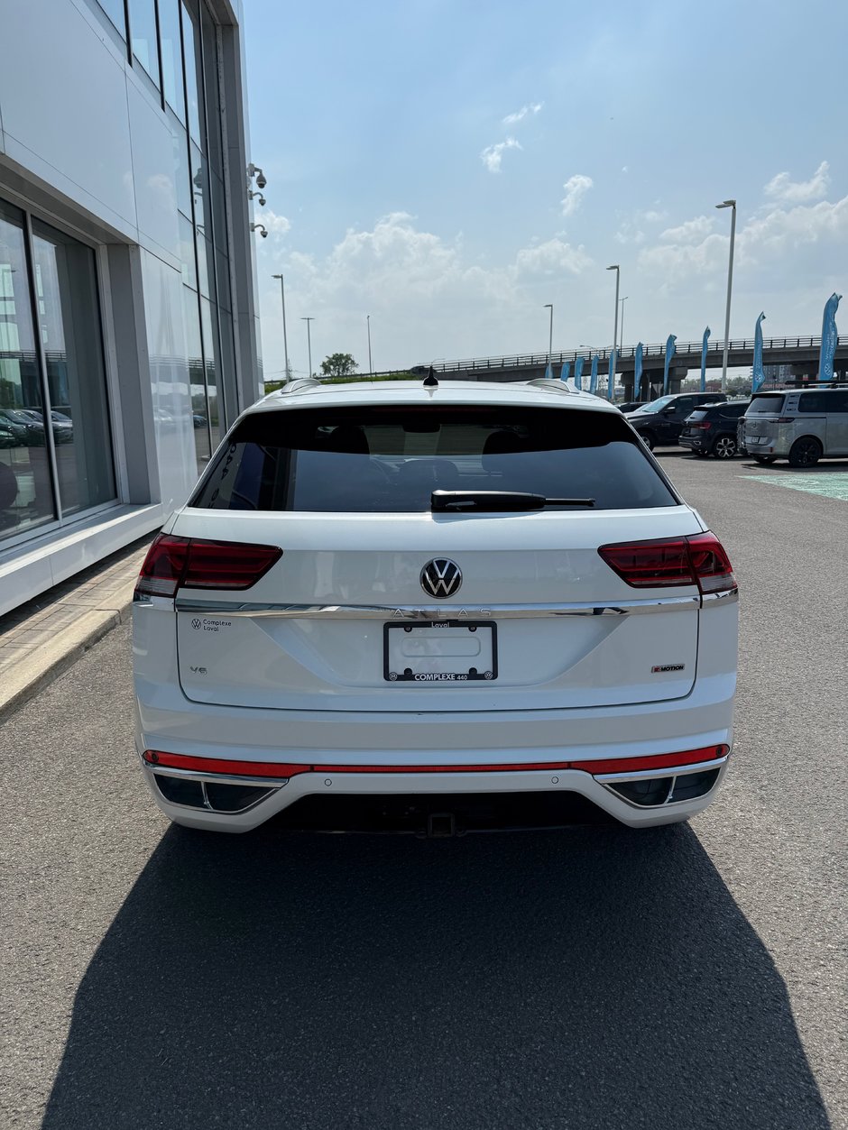 2021 Volkswagen Atlas Cross Sport Execline-3